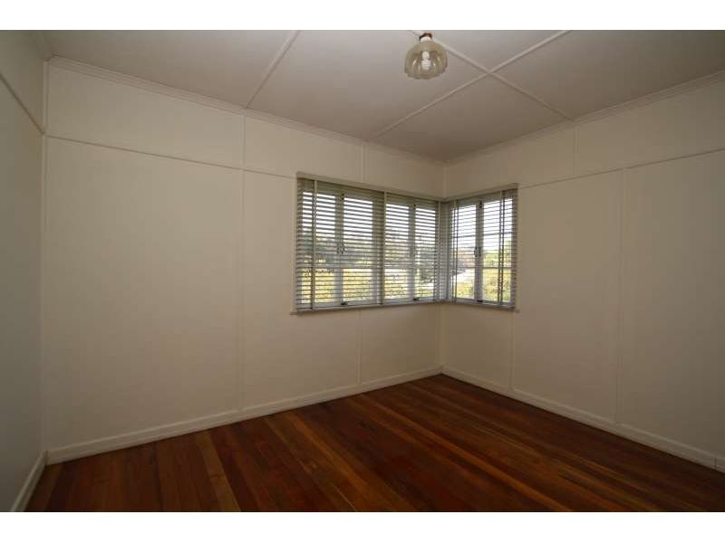 56 Diamond Street, Holland Park QLD 4121