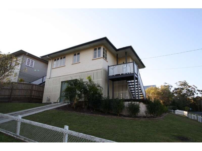 56 Diamond Street, Holland Park QLD 4121