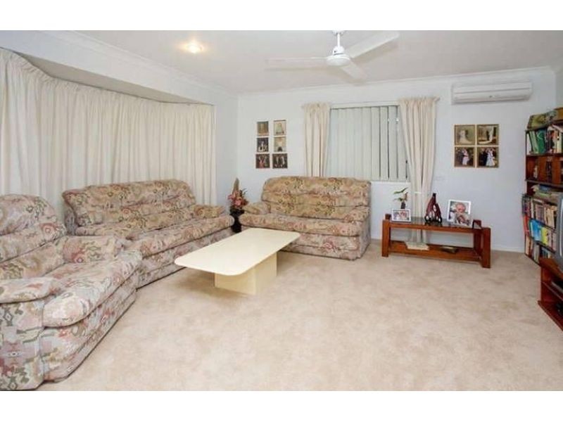 9 Harriet Court, Springfield Lakes QLD 4300