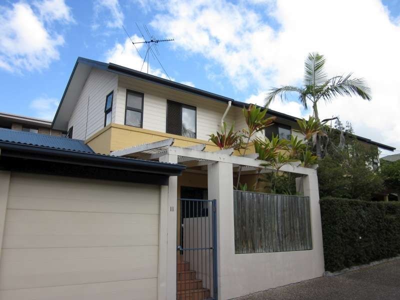 11/122 Central Avenue, Indooroopilly QLD 4068