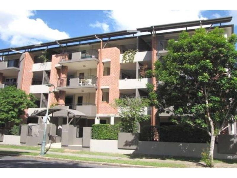 18/9 Newstead Avenue, Newstead QLD 4006