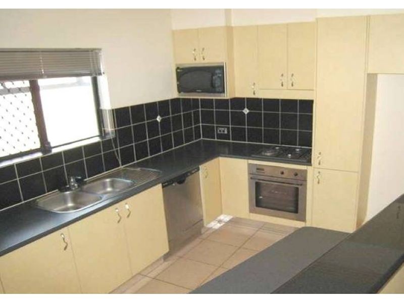 18/9 Newstead Avenue, Newstead QLD 4006