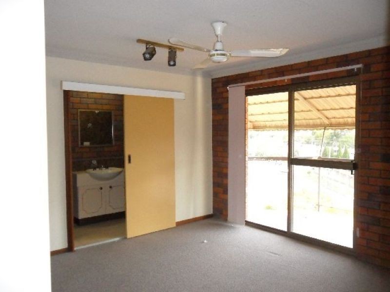 8/3 Curd Street, Greenslopes QLD 4120