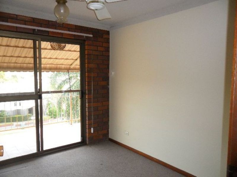 8/3 Curd Street, Greenslopes QLD 4120