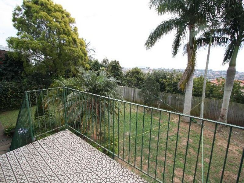 11 Saville Street, Eight Mile Plains QLD 4113