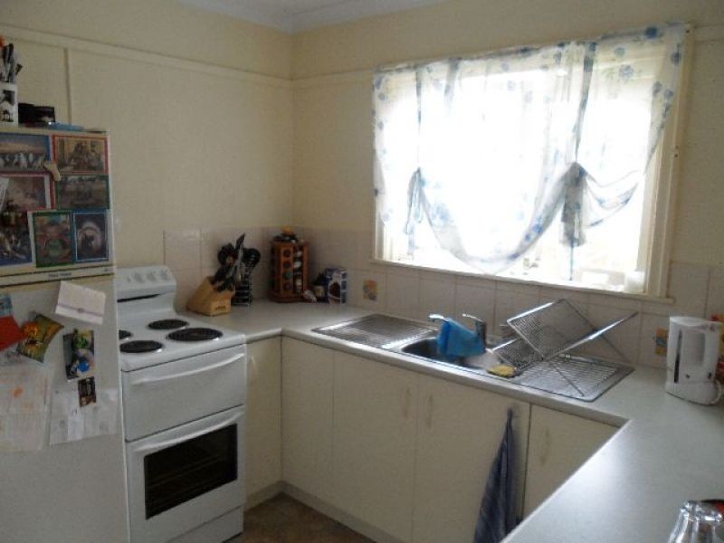 2/162 Harold Street, Holland Park QLD 4121