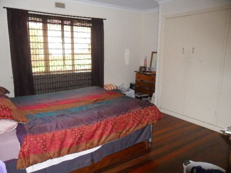 2/162 Harold Street, Holland Park QLD 4121