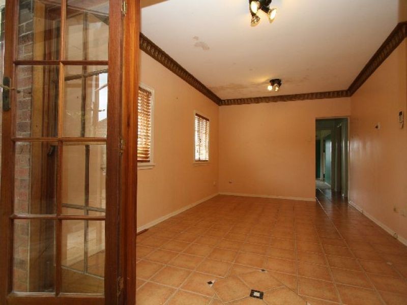 10 Pembroke Road, Coorparoo QLD 4151