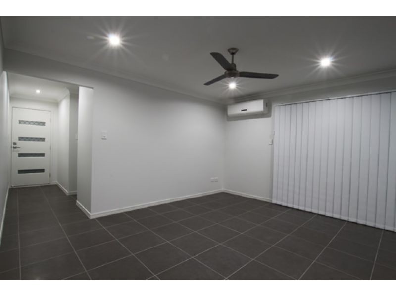 1, 5 Lanita Chase n/a, Morayfield QLD 4506