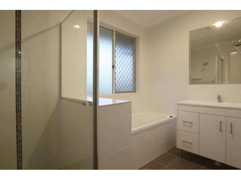 1, 5 Lanita Chase n/a, Morayfield QLD 4506