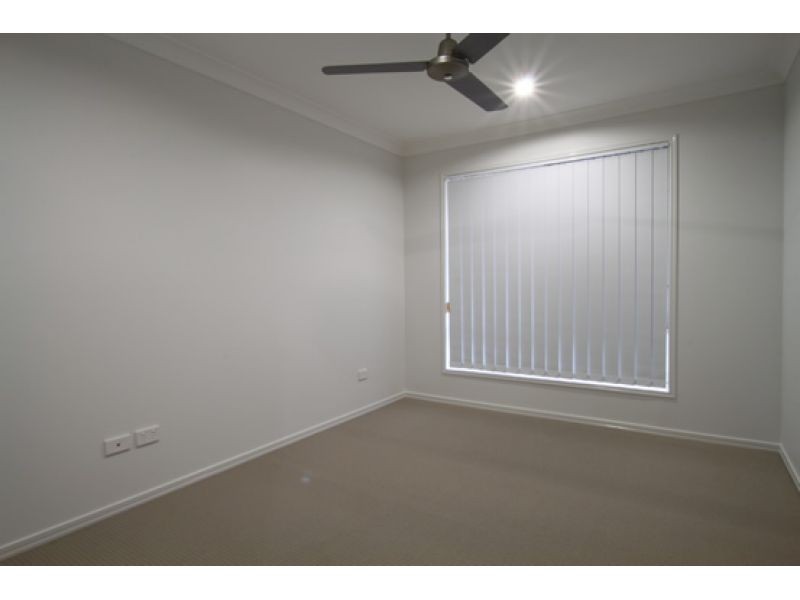 2/5 Lanita Chase n/a, Morayfield QLD 4506