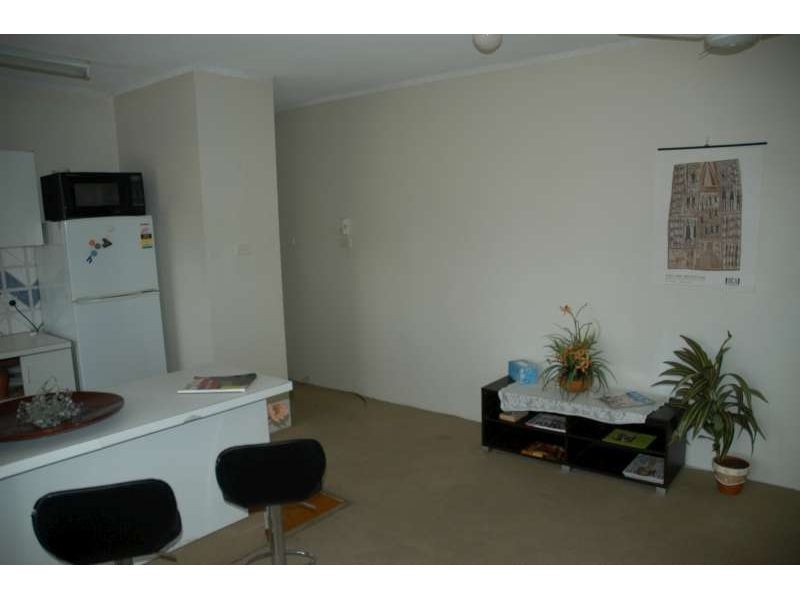 15/15 Pacific Street, Main Beach QLD 4217