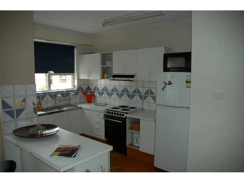 15/15 Pacific Street, Main Beach QLD 4217