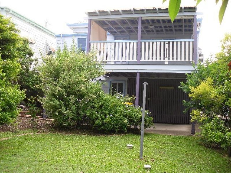 17 Ashfield Street, East Brisbane QLD 4169