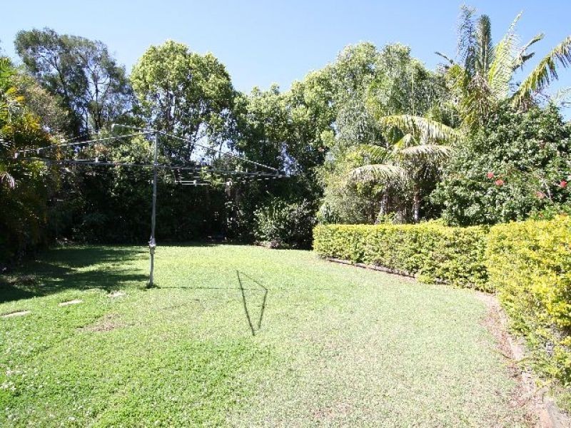 37 Bedser Street, Macgregor QLD 4109