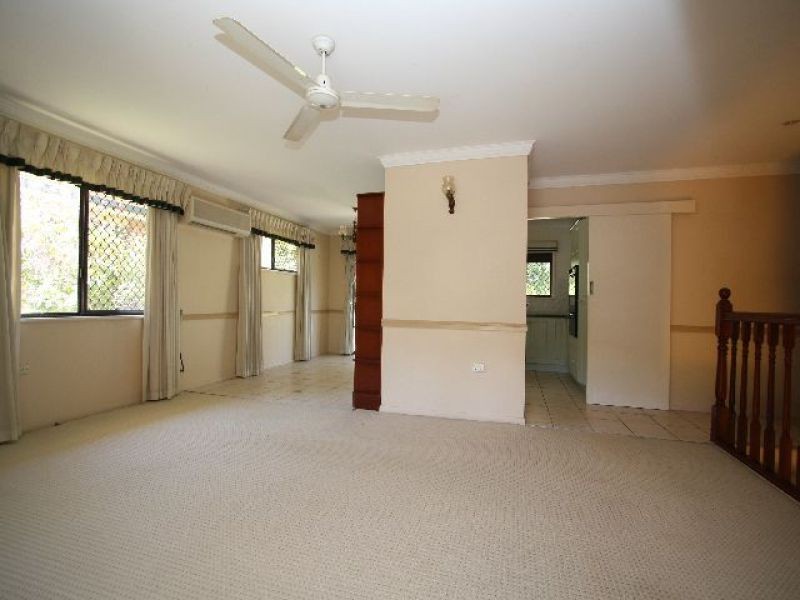 37 Bedser Street, Macgregor QLD 4109