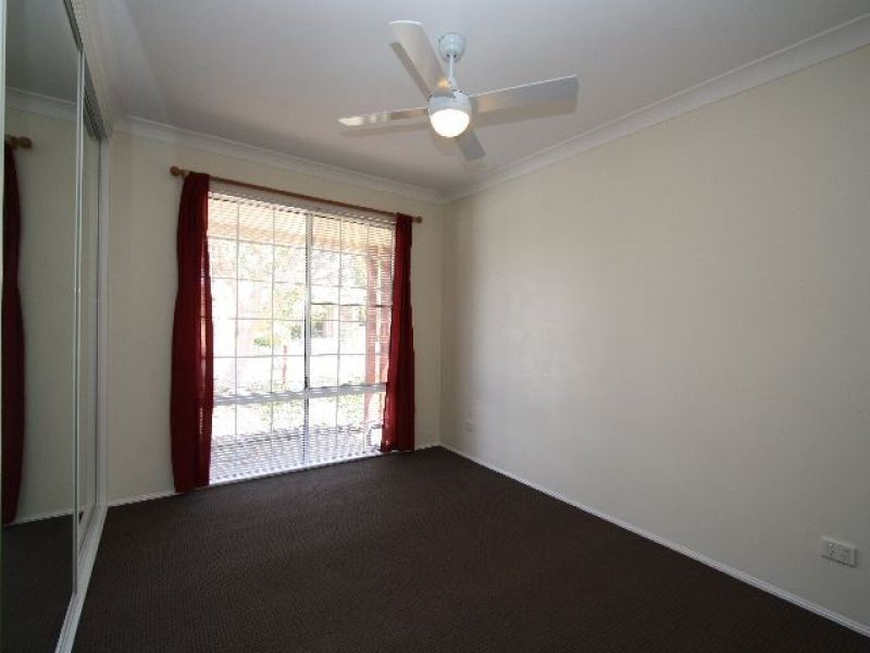 16 Ravenswood Lane, Springfield QLD 4300