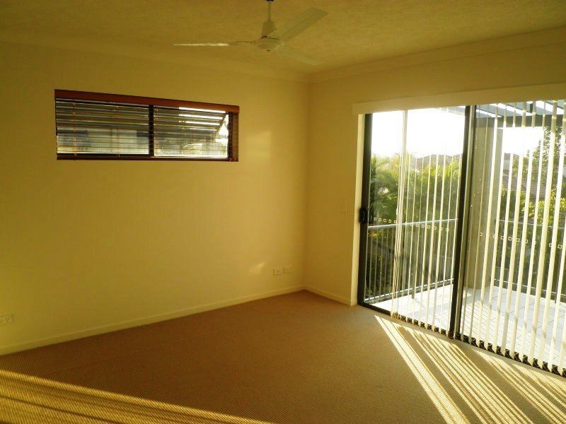 16/1 Acacia Court, Robina QLD 4226