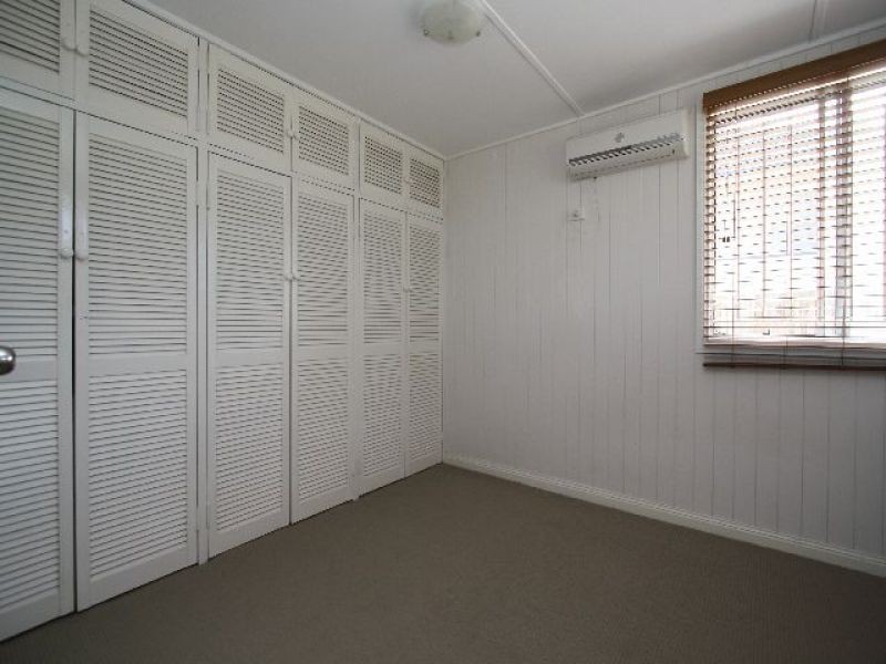 192 Oxley Road, Graceville QLD 4075