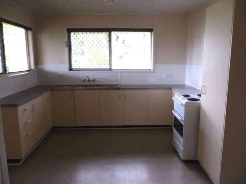 3 Kenyon Road, Southport QLD 4215