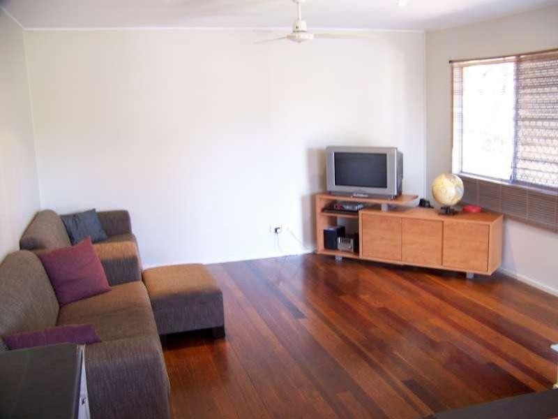 27 Dawson Street, Wooloowin QLD 4030