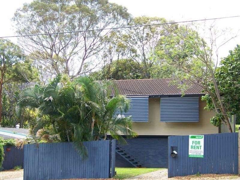 27 Dawson Street, Wooloowin QLD 4030