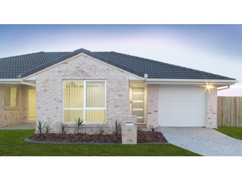 2/11 Sims Street, Caboolture QLD 4510