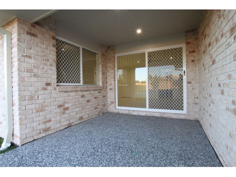 1, 11 Sims Street, Caboolture QLD 4510