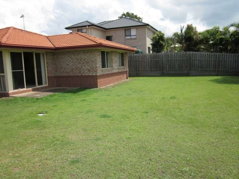 15 Bushgum Crescent, Upper Coomera QLD 4209