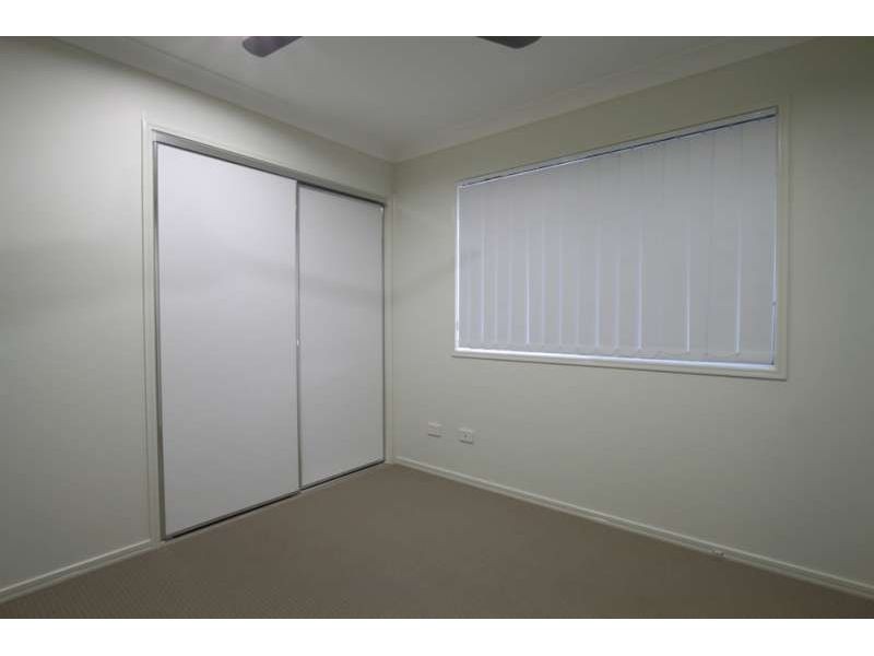 2, 15 Duporth Crescent, Dakabin QLD 4503