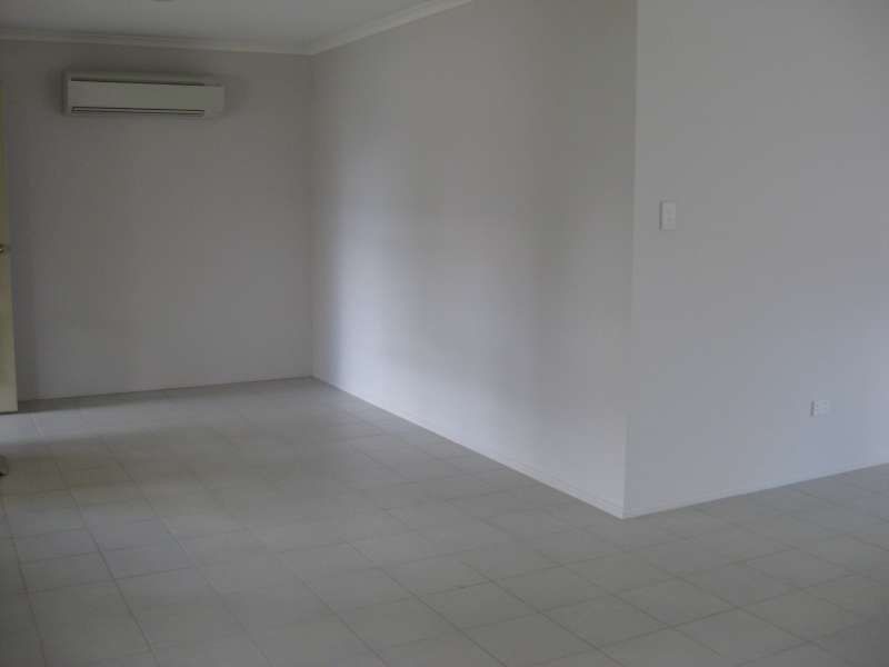 1, 43 Sheehan Street, Kallangur QLD 4503