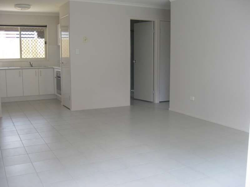 2/43 Sheehan Street, Kallangur QLD 4503