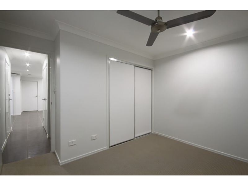 2/9 Midgley Street, Dakabin QLD 4503
