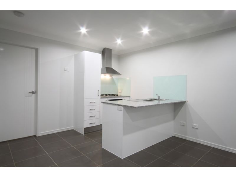 2/9 Midgley Street, Dakabin QLD 4503