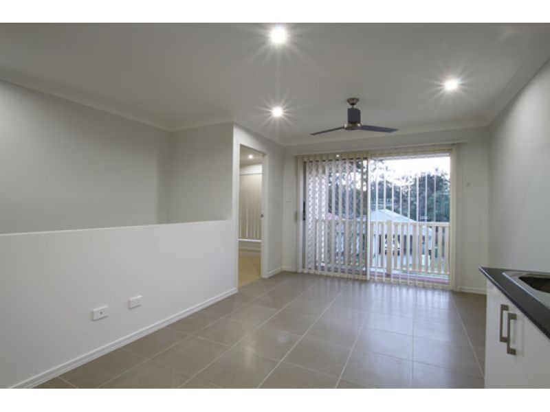 2/8 Adam Court, Kallangur QLD 4503