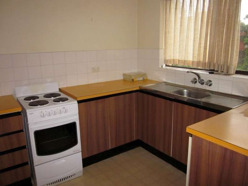 3/115 Frank Street, Labrador QLD 4215