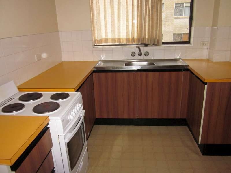 3/115 Frank Street, Labrador QLD 4215