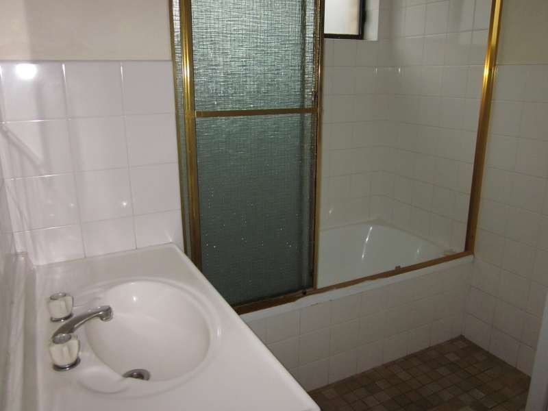 3/115 Frank Street, Labrador QLD 4215