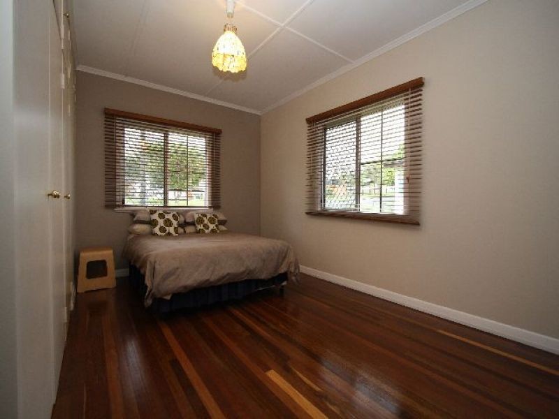 27 Ryder Street, Wynnum QLD 4178