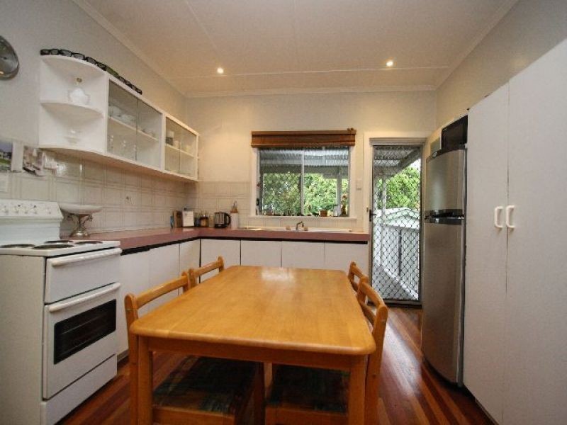 27 Ryder Street, Wynnum QLD 4178