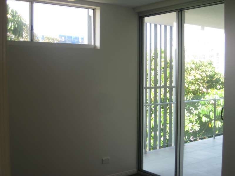 8/75 Sutton Street, Redcliffe QLD 4020