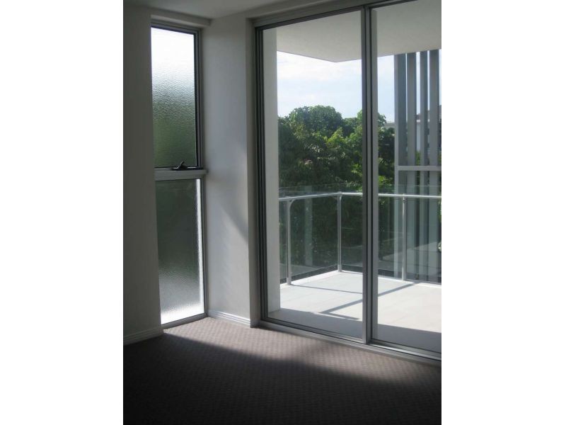 8/75 Sutton Street, Redcliffe QLD 4020