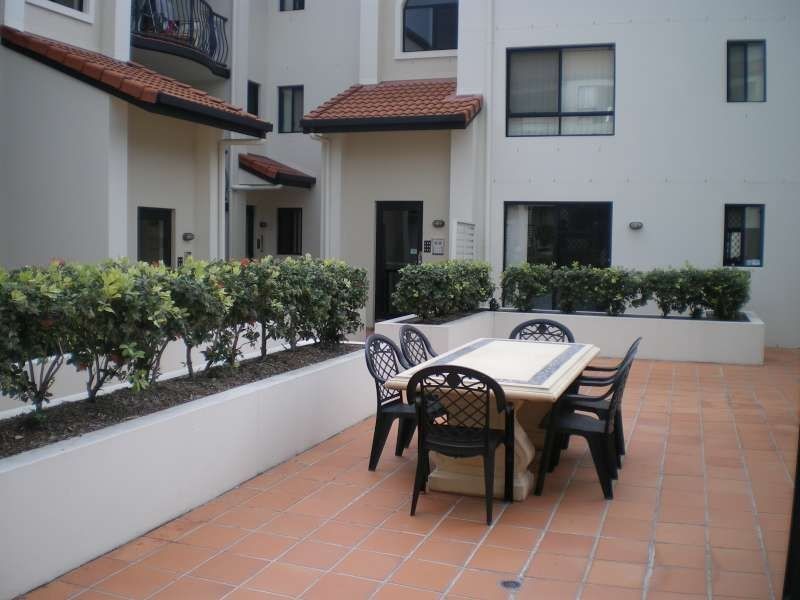 24, 11 Owens Lane, Southport QLD 4215