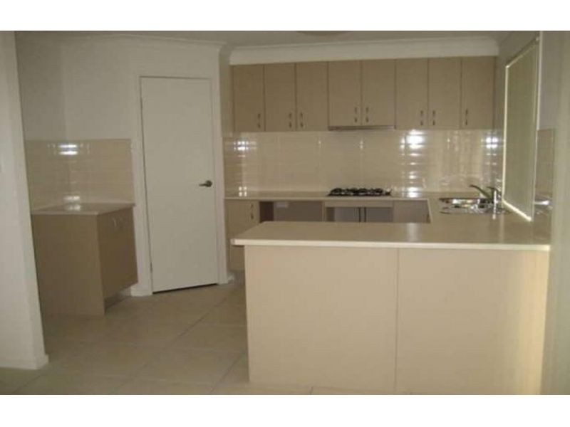 91 Woodlands Boulevard, Waterford QLD 4133