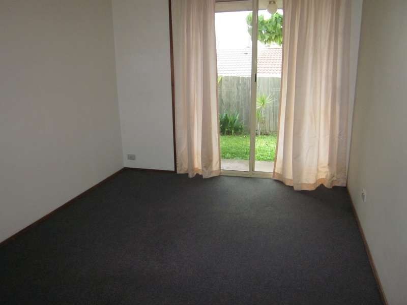 2/36 McMillan Street, Labrador QLD 4215