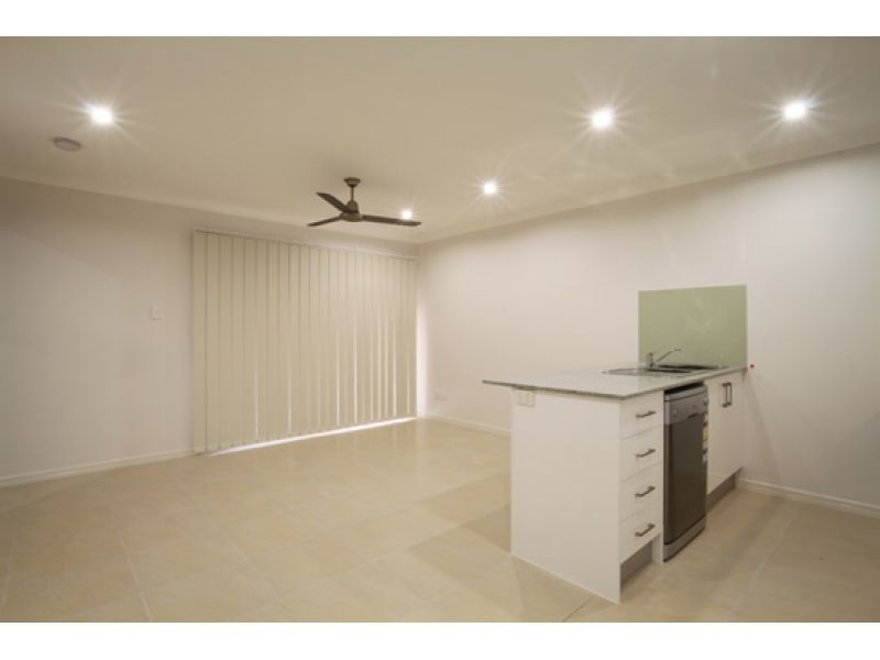 2, 11 Acemia Drive, Morayfield QLD 4506