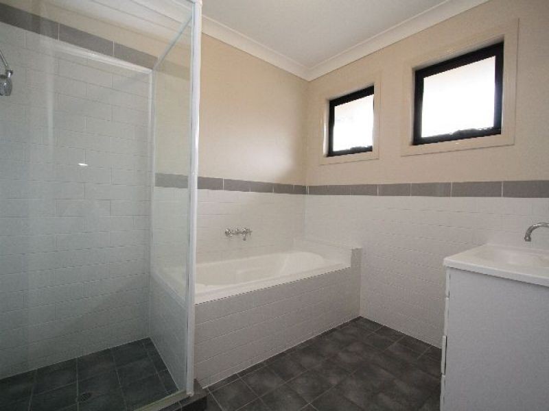 4 Adnar Street, Wishart QLD 4122