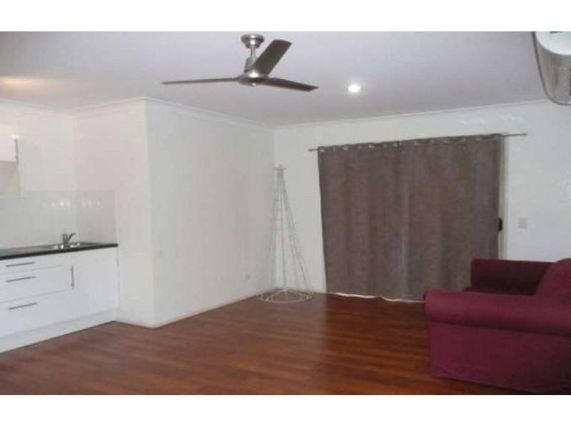 1/25 Lefroy Street, Coombabah QLD 4216