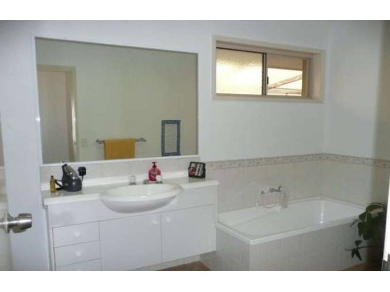 1/25 Lefroy Street, Coombabah QLD 4216