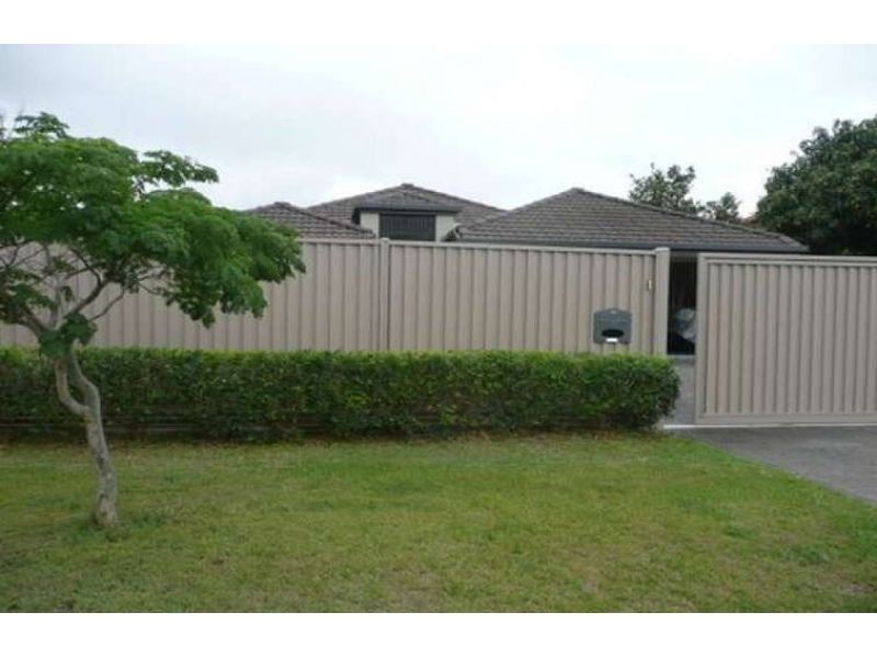 1/25 Lefroy Street, Coombabah QLD 4216